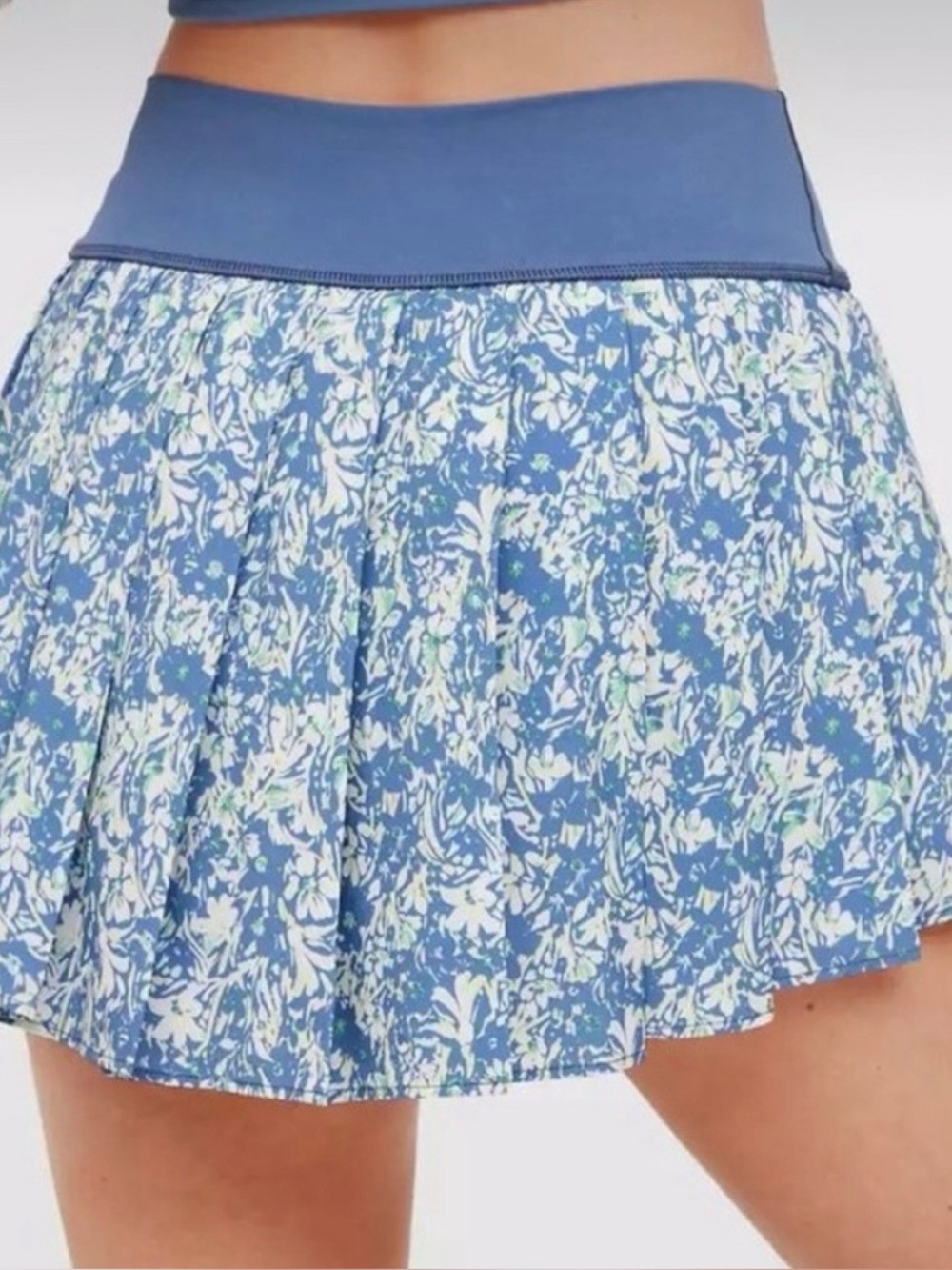 Aerie Offline Real Me Pleated Skort Womens Medium Blue White Floral Pockets Golf